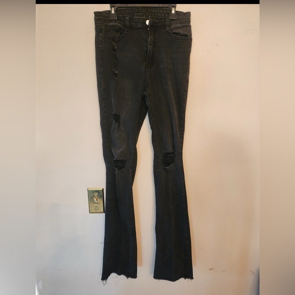 Shein sxy black skinny flare raw hem Distressed jeans size 28x32